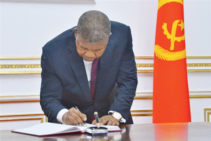 The Angolan National Oil